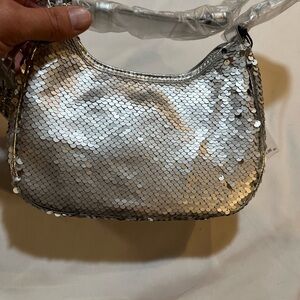 Nicole Miller Silver Sequin Women's Bag new with tags great price
